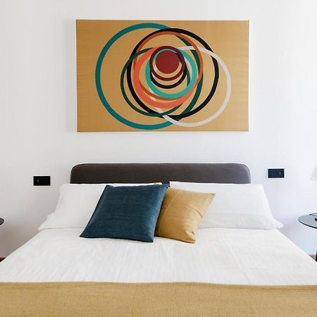 Apartamento Dome'S Charme - The House Of Travelers Como Exterior foto