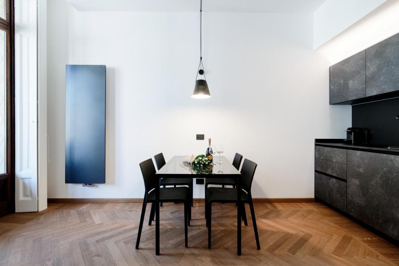 Apartamento Dome'S Charme - The House Of Travelers Como Exterior foto