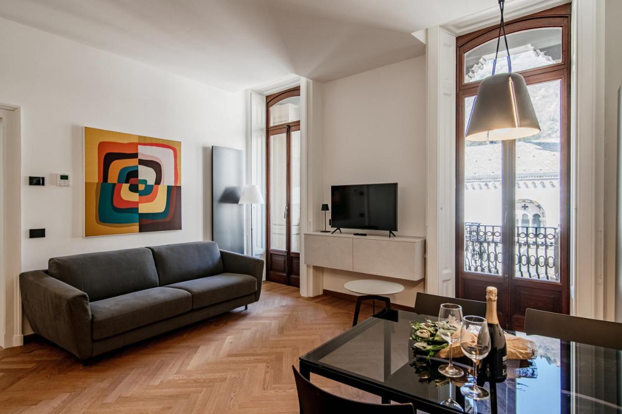 Apartamento Dome'S Charme - The House Of Travelers Como Exterior foto