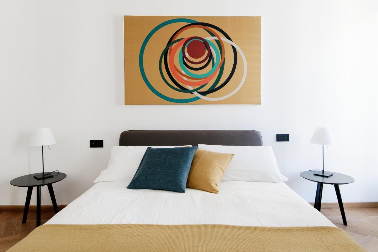 Apartamento Dome'S Charme - The House Of Travelers Como Exterior foto