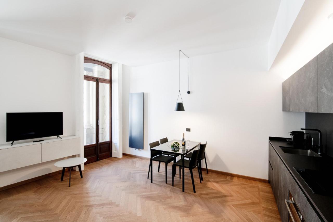 Apartamento Dome'S Charme - The House Of Travelers Como Exterior foto
