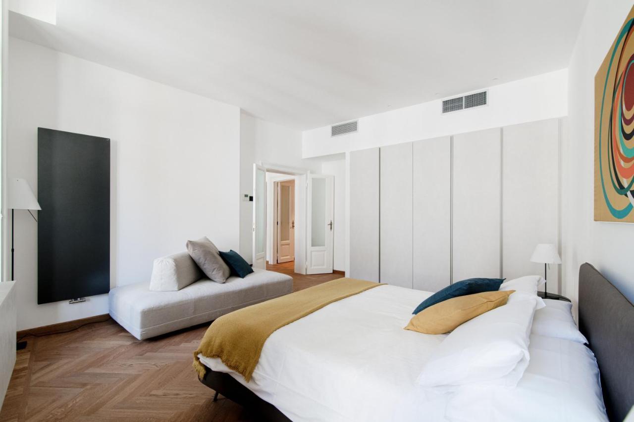 Apartamento Dome'S Charme - The House Of Travelers Como Exterior foto