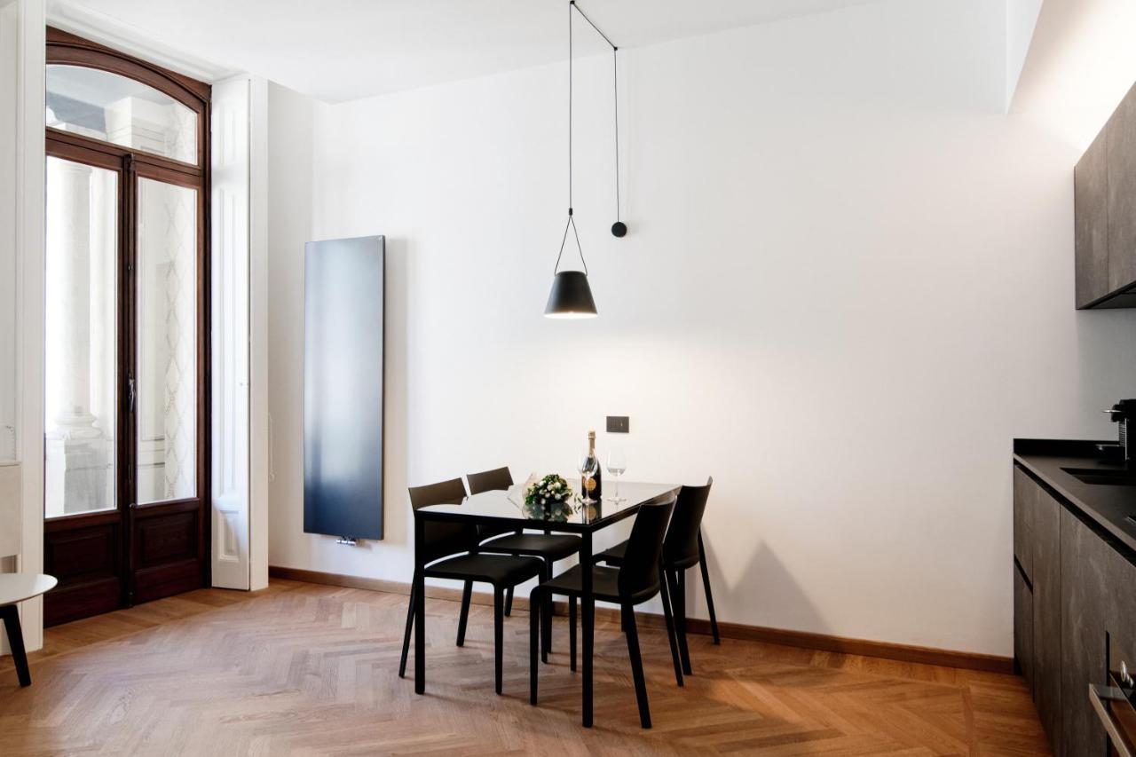 Apartamento Dome'S Charme - The House Of Travelers Como Exterior foto