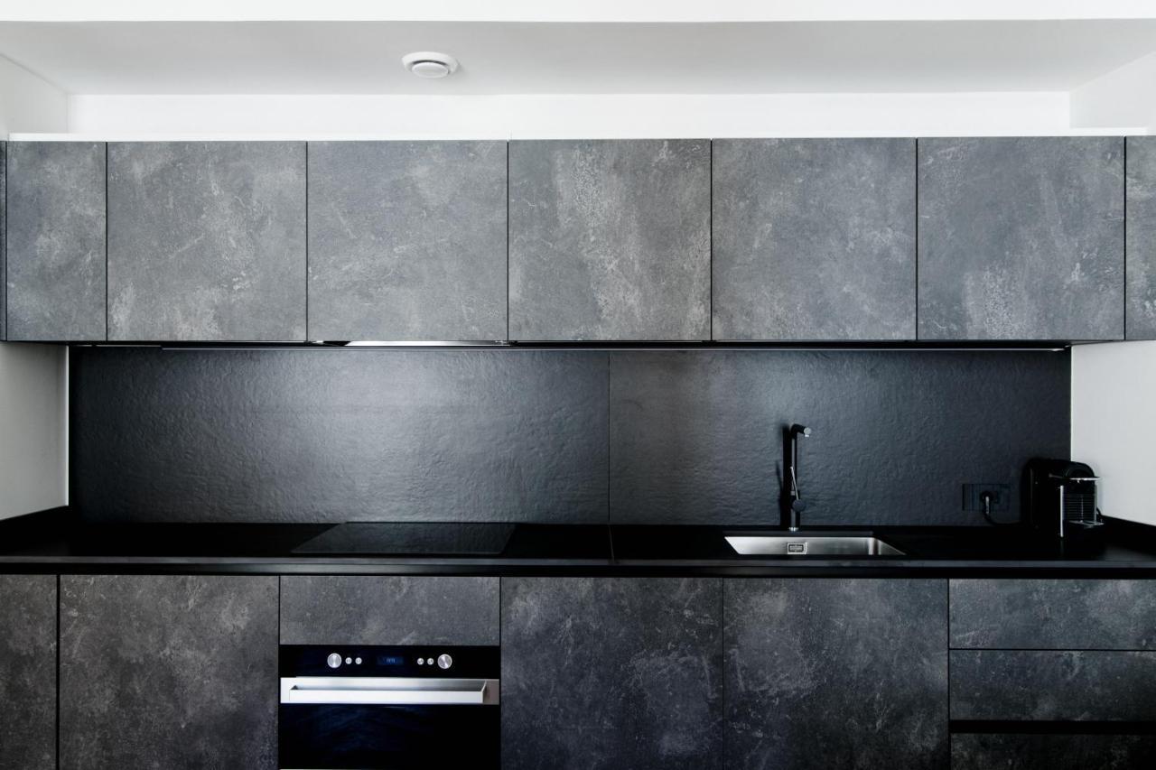 Apartamento Dome'S Charme - The House Of Travelers Como Exterior foto